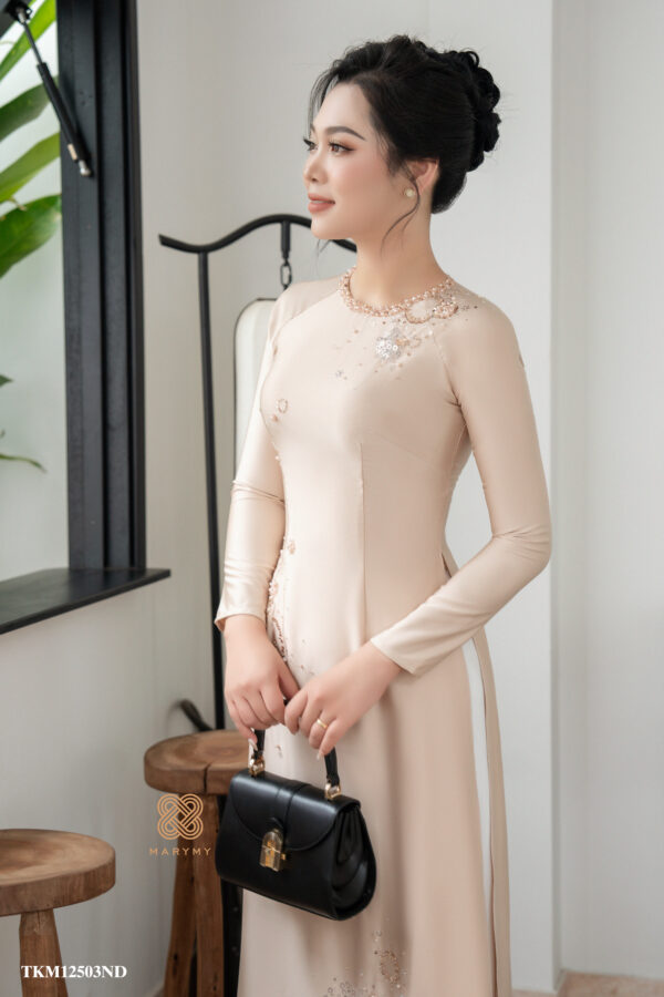 Áo dài mẹ Túc Viên MARYMY Cổ Tròn Đính Kết Thủ Công