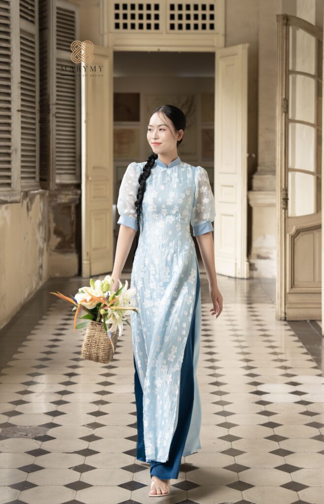 Áo dài cách tân BST Khúc Xuân mẫu 5 tay phồng