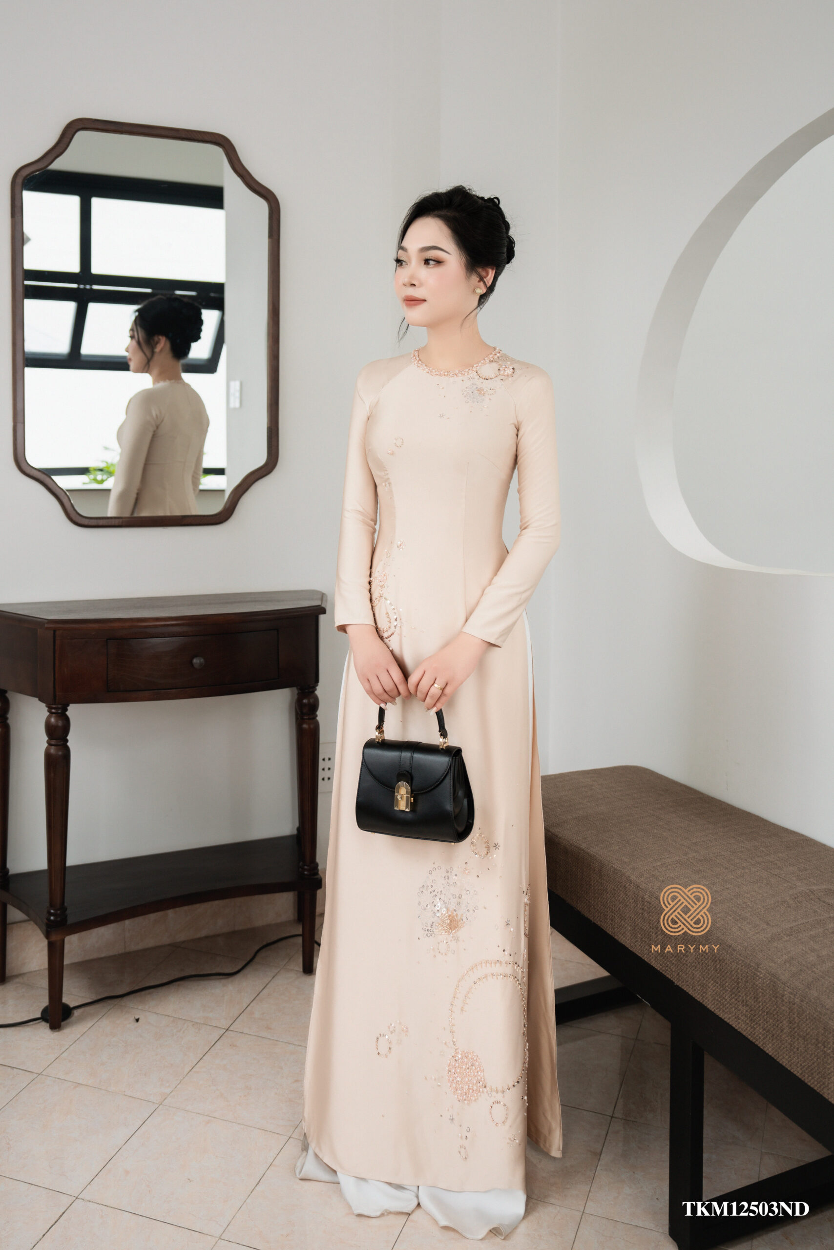 Áo Dài Mẹ Túc Viên MARYMY Lụa Hàn Châu Đính Kết