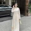 Áo Dài Cách Tân Hồng Lam MAYRYMY Chất Liệu Voan Dập Hoa Nổi Thiết Kế 4 Tà Họa Tiết Hoa Hồng Cổ Tròn Thanh Lich·