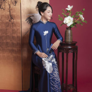 Áo Dài Mẹ Bạch Ngọc Liên Xanh MARYMY Thêu Hoa Sen