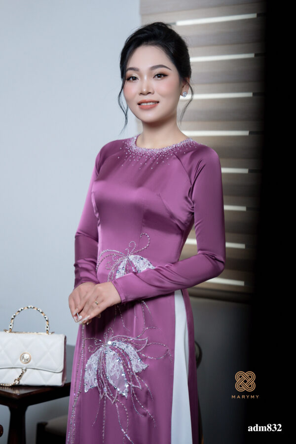Áo dài mẹ sui Châu Liên Lụa Hàn Châu Thiết Kế Đắp Ren Đính Kết