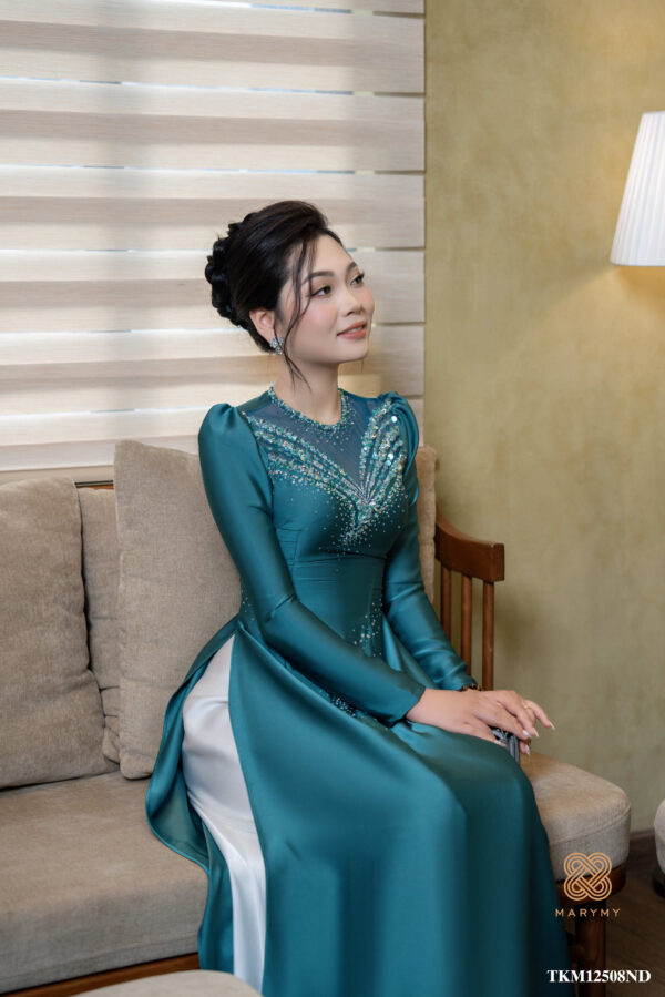 Áo dài mẹ sui Thủy Vân MARYMY Lụa Hàn Châu Cổ Tròn Đính Kết