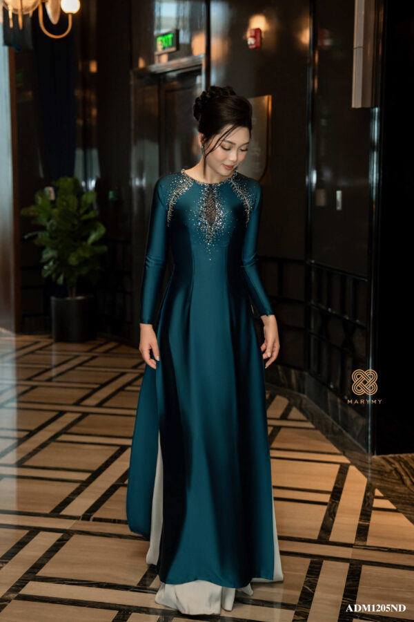 Áo Dài Mẹ Ngọc Nữ MARYMY Lụa Hàn Châu Đính Kết Kim Sa Trước Ngực