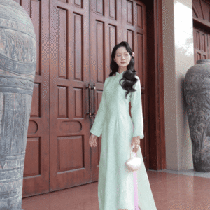 Áo Dài Cách Tân Thiên Yết MARYMY Tơ Tằm Cổ Trụ Đính Kết Pha Lê