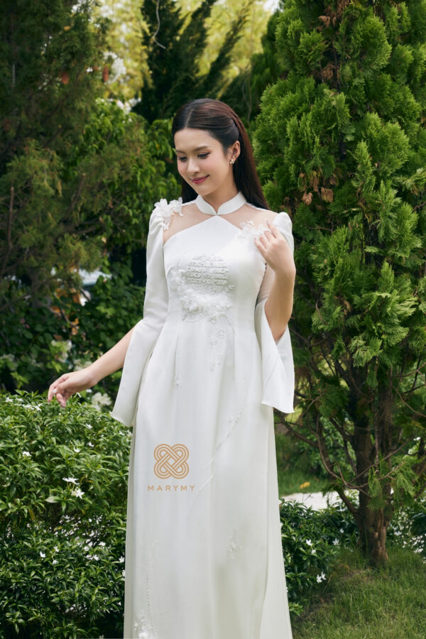 Áo Dài Dâu Rể Bạch Duyên MARYMY Kết Hợp Chữ Hỷ Và Hoa 3D