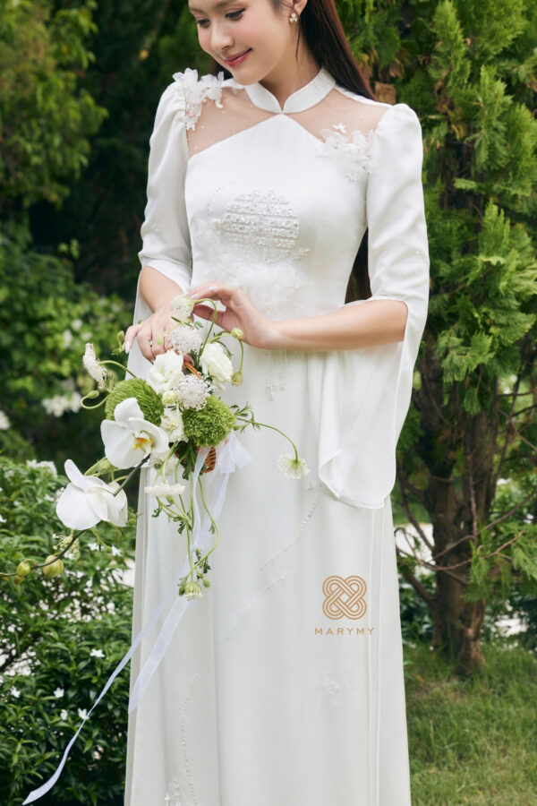 Áo Dài Dâu Rể Bạch Duyên MARYMY Kết Hợp Chữ Hỷ Và Hoa 3D